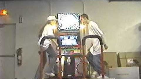 DDR Freestyle - Justin and Steph - Sync. Love