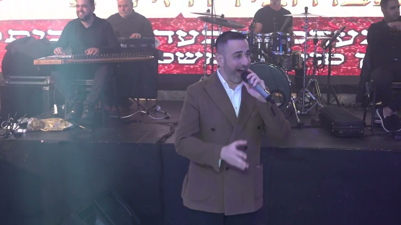 הפייטן רון מלכה בהילולת סידנא באבא סאלי זיע