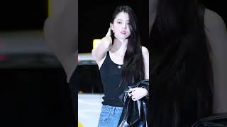 공항의 한소희는 언제나 옳다 #hansohee #공항패션