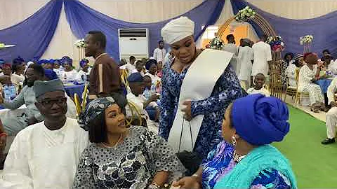 Eniola Ajao arrives elegantly at ODUNLADE Adekola mother’s 70th birthday in all her beauty