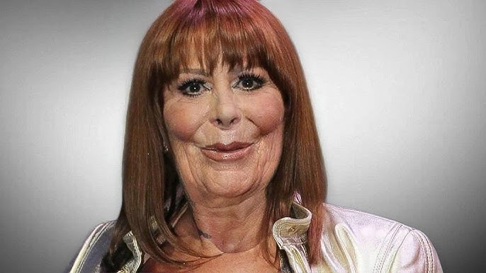 A los 56 años, Alejandra Guzmán Finalmente admite lo que todos sospechábamos - YouTube