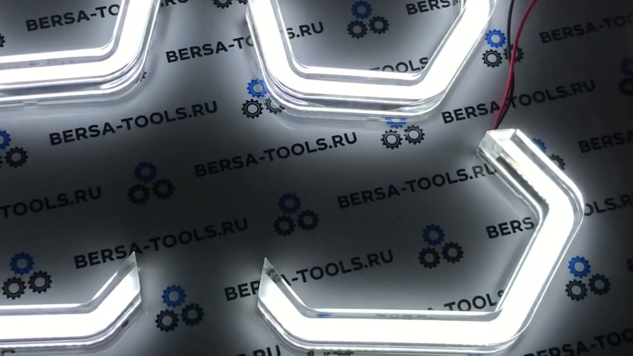 Пример свечения ангельских глазок Iconic BMW M3 M4 E90, E92, F30 (Белые)