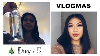 I got drunk with my parents?!?! || Vlogmas Day 5