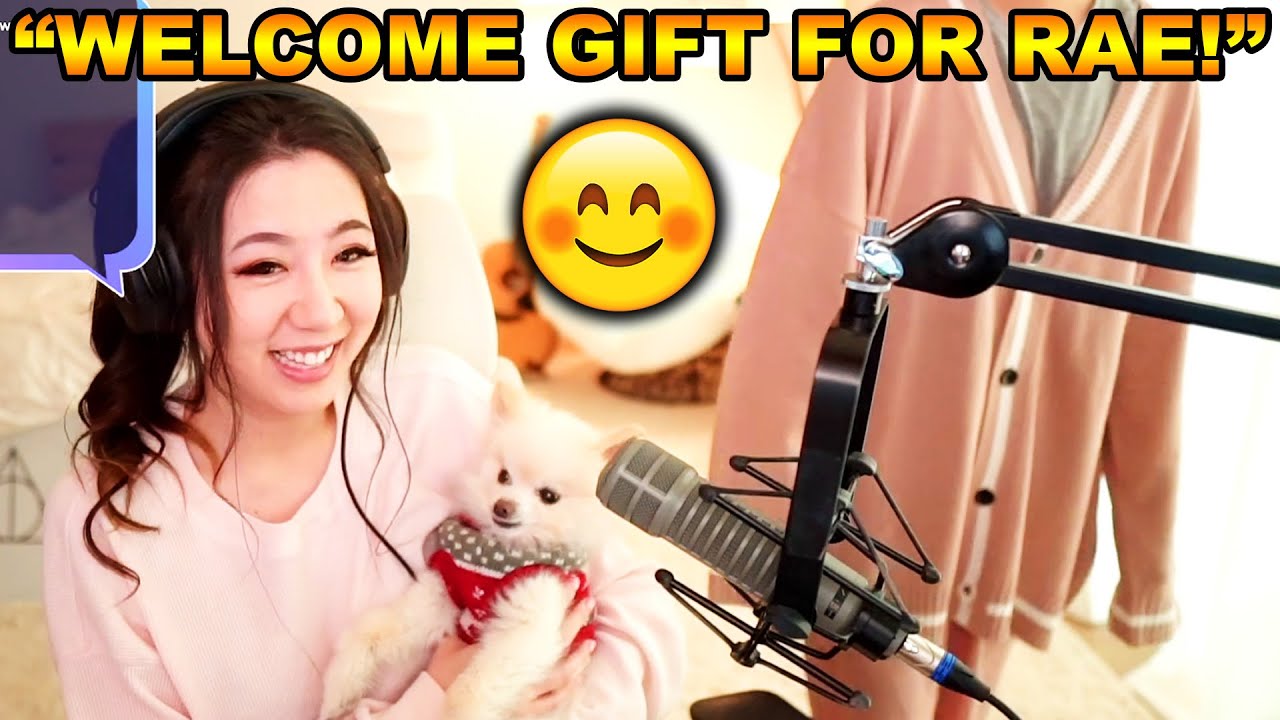 LEAKSLIE IS BACK! ACTUAL LEAK FROM Leslie!? Leslie BOUGHT RUBIK'S CUBE AS A WELCOME GIFT FOR Rae!