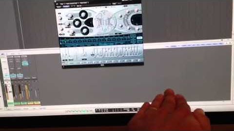 Leap Motion, Geco Midi & Apple Logic Pro-ES2