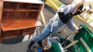Dumpster Diving Trash Picking - Finding New Stuff on Garbage Day