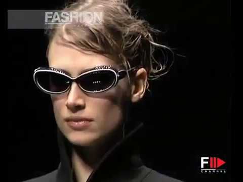 Video: London Fashion Week: Autunno-Inverno 2003 e di nuovo mini