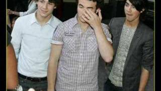 Peace,Love,&Jonas! Chapter 27