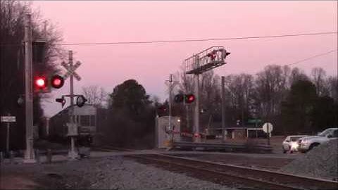 CSXT F732-15 GP38-2 Killer Horn Right to Notch 8 running short on Time