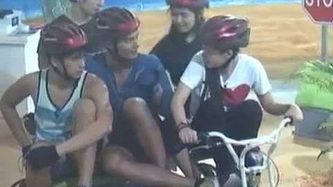 Vickie & Daniel Kilig Moment - Bike Task