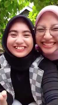 expresi wanita cantik ketemu cowok ganteng