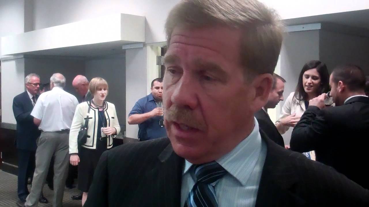 Robert Richard Downes. 18/01/12 YouTube