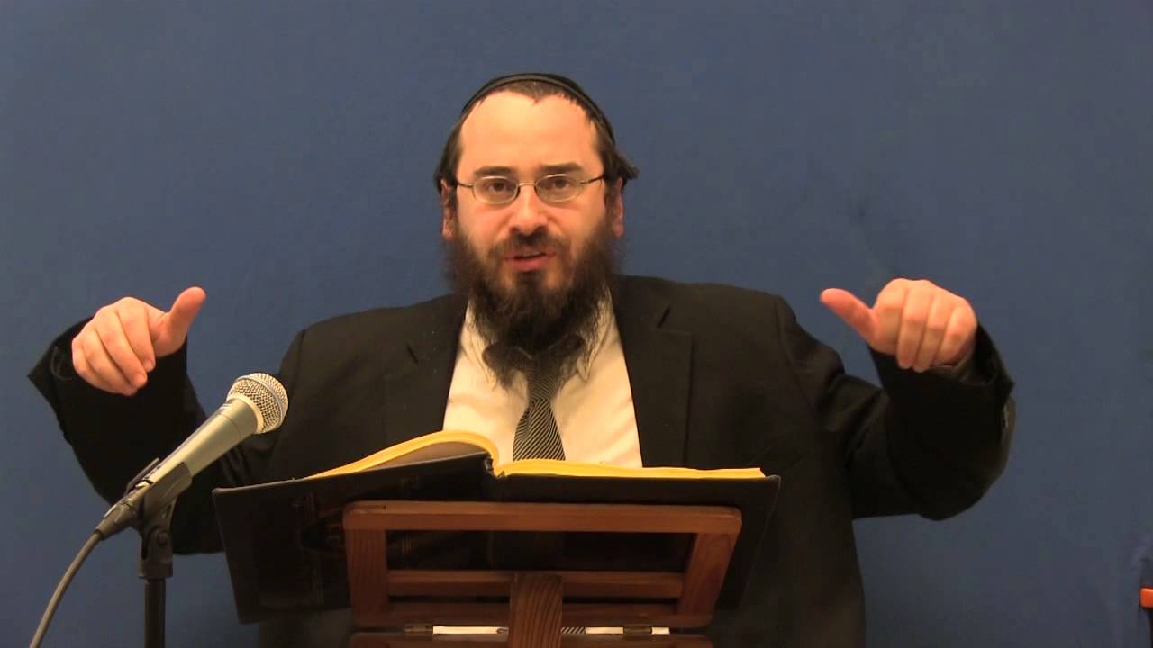 Омовение рук для еды хлеба в микве