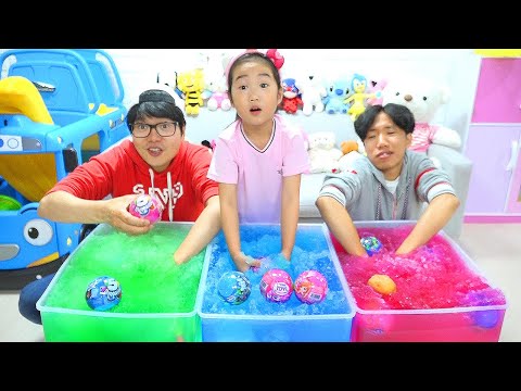 Boram se baña en gelatina de colores con sus amigos