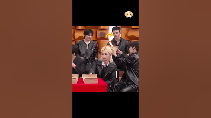 seungmin prefers to give food to jeongin than hyunjin 🤣 #seungmin #straykids