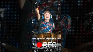 Which rock star referred to Def Leppard’s one-armed drummer Rock Allen as a “freak show”?