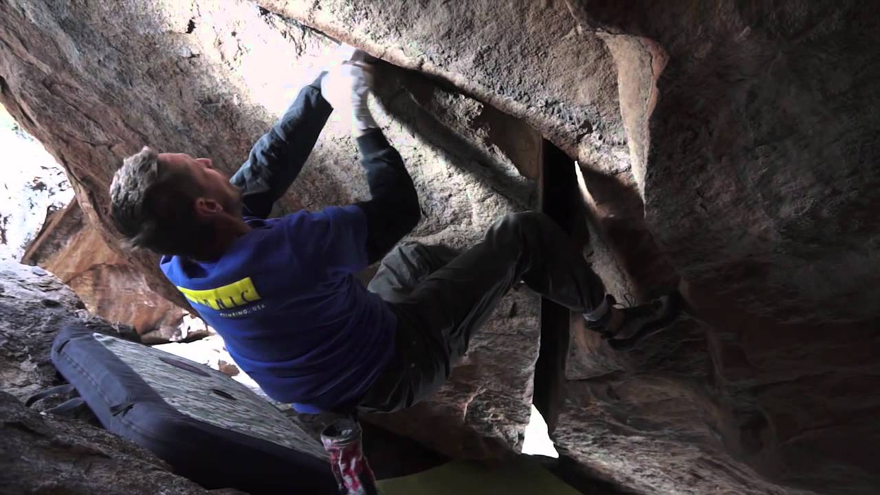 Brad Jackson FA of West Texas Torque in Hueco Tanks.mp4
