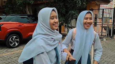 Postingan Terakhir || Film Pendek || Informatika Kelompok 3 Kelas X-7