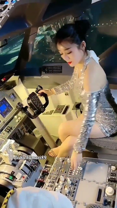 Airman is very beautiful / Female pilot is very beautiful #shorts #short #viral