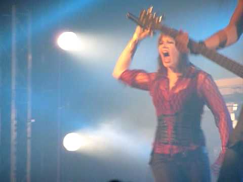 Epica Ft Floor Jansen - Follow in the Cry @ Metal Female Voices Fest