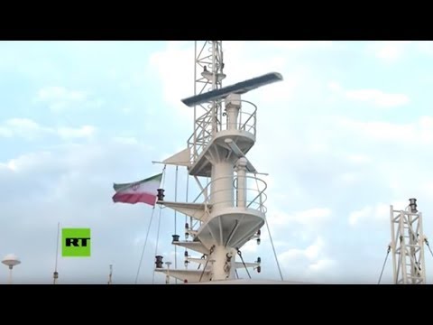 La bandera iraní ondea en el petrolero británico incautado por Irán