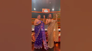 Madhuri Dixit and Mouni Roy dance ❤️❤️❤️#shorts