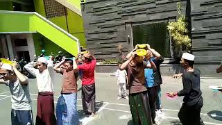 Download lagu PERAYAAN HUT RI ala SantriSantriwati Pesantren Al Barokah PERAYAAN HUT RI ala SantriSantriwati Pesantren Al Barokah