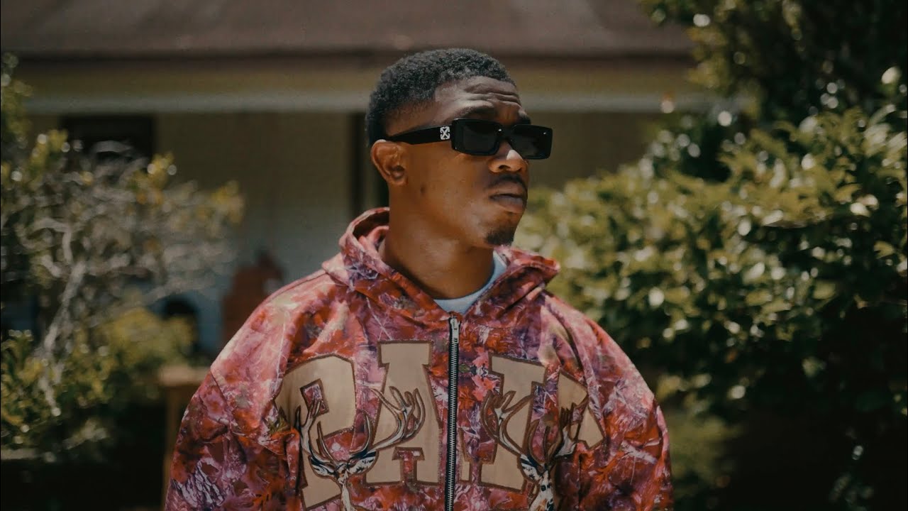 Watch Trap Dickey ft. GoJuney - Rich Right Now (Official Music Video) on YouTube