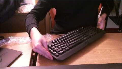 Unboxing and First Looks - Razer Blackwidow 2013 Ultimate Mechanical Gaming Keyboard