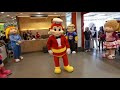 Jollibee and friend's spotted in SM Cebu City#mjvlogger0712