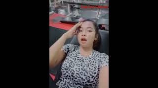 Olahraga sambil goyang rasanya bikin gerah ahh mantapp...