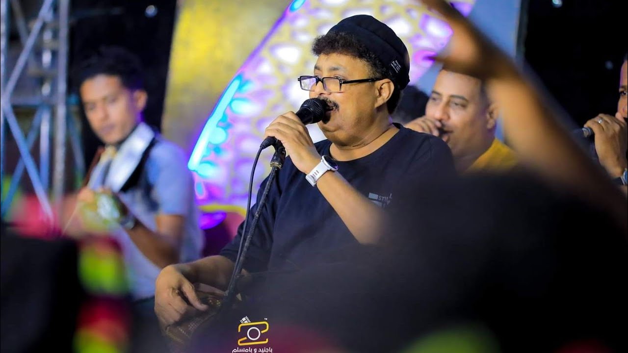 إبداع الفنان : علي بن بريك يضيء سهرة طربية ساحرة #علي_بن_بريك_إبداع_طربي