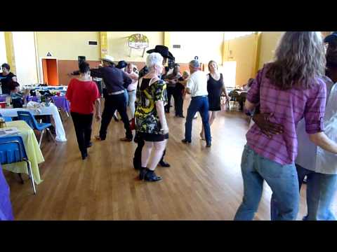 Lisa & Lance dancing to Andre Thierry at St. Mark'...