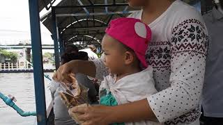 Tualek In Sai Noi Floating Market 2017.10.08 Part 2