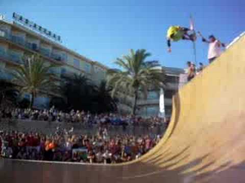 gaby muoz-snakeboard en el mallorca surf action 0