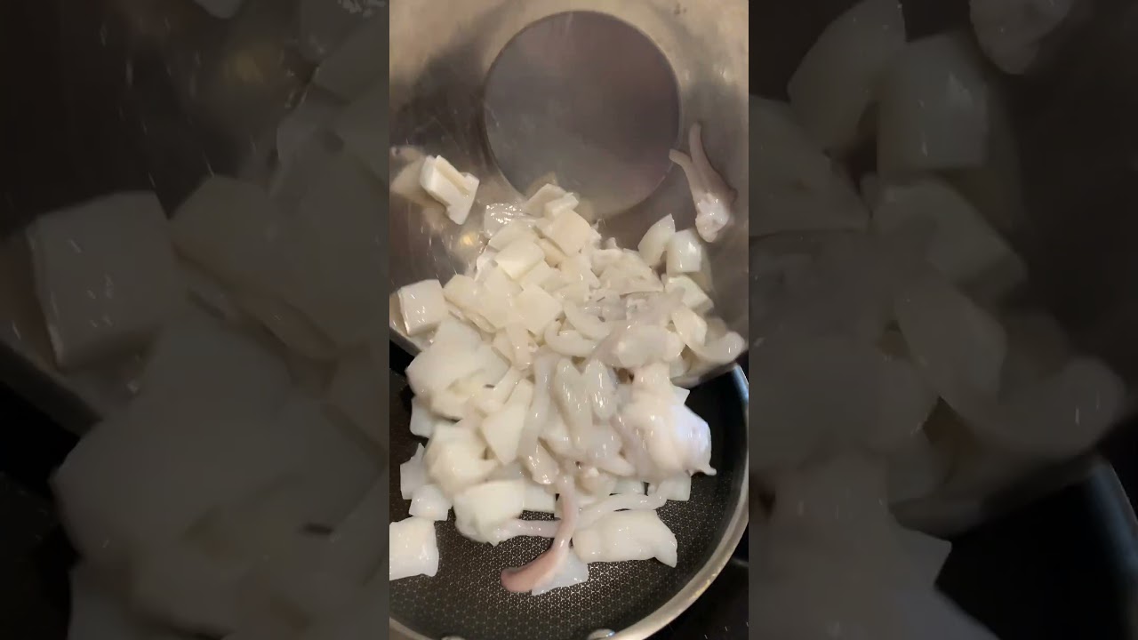 ВКУСНЕЙШАЯ КАРАКАТИЦА😍🙀 #рецепты#морепродукты#рецептынасковороде#еда