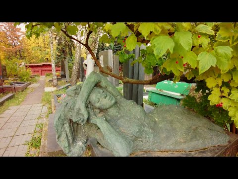 Video: Hoe Die Monument Vir Moidodyr In Moskou Geopen Is