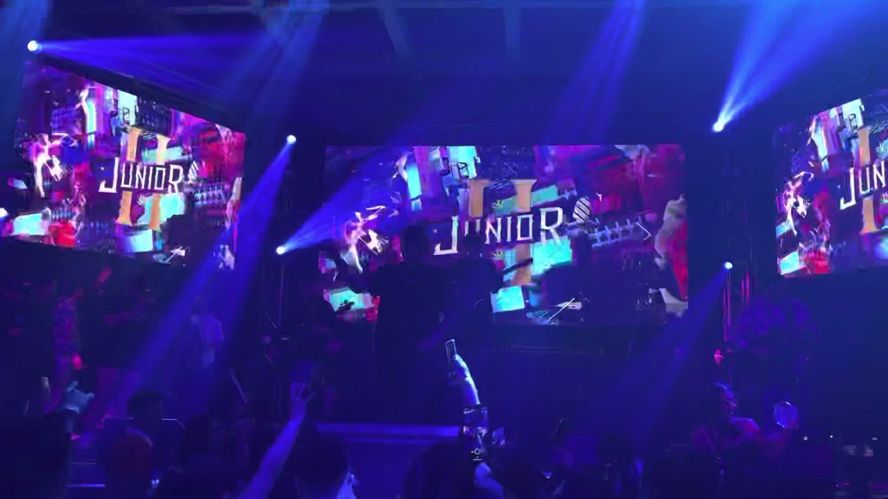 Junior H Clave Ali live YouTube