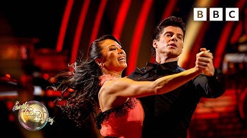 Lewis Cope & Katya Jones Quickstep to Ring of Fire by Johnny Cash ✨ BBC Strictly 2025