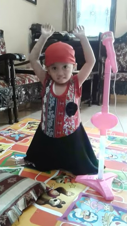 Gatak Getek gitik gutuk deh aachh Lala Lili Lulu Lele Lolo...