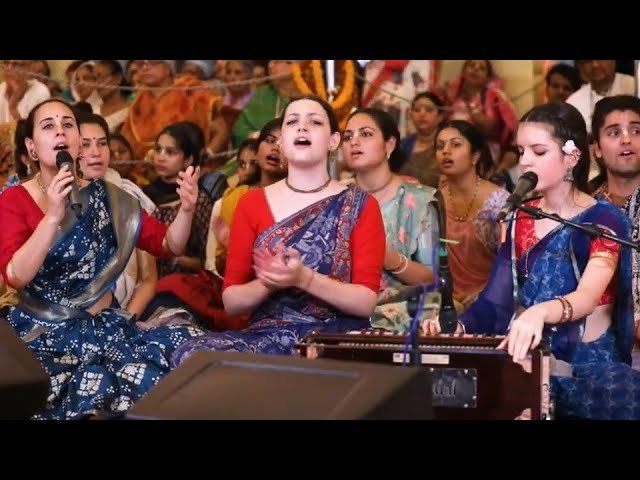 Glorious Kirtan by Madhurika Devi Dasi | Mayapur Kirtan Mela | Madhurika Devi Dasi Kirtan