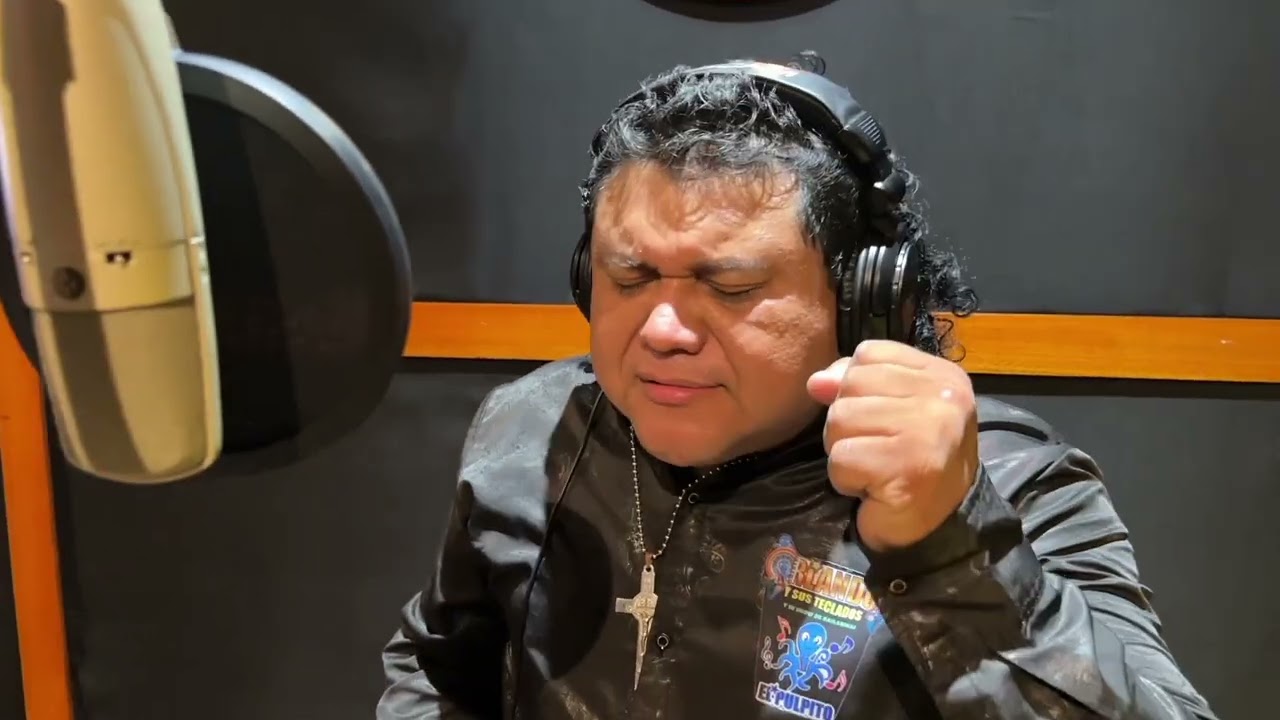 SOLA MUY SOLA :   ORLANDO EL PULPITO