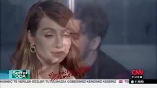 بيرجي اكالاي اغنية bana ellerini ver (şaffaf oda) Resimi