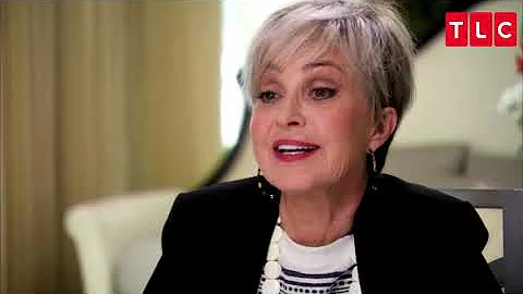 Theresa Reads Actress Annie Potts | Long Island Me...