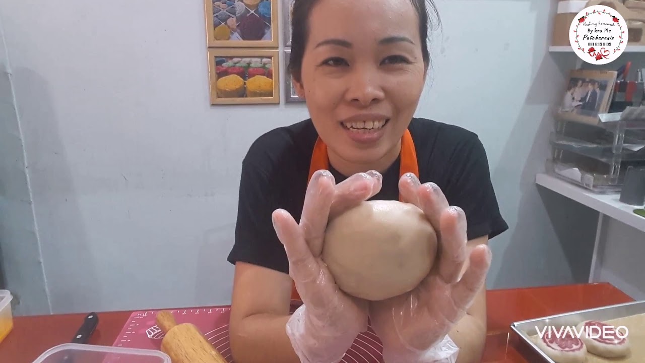 ขนมเปี๊ยะใหญ่​ไส้ฟักทรงเครื่อง