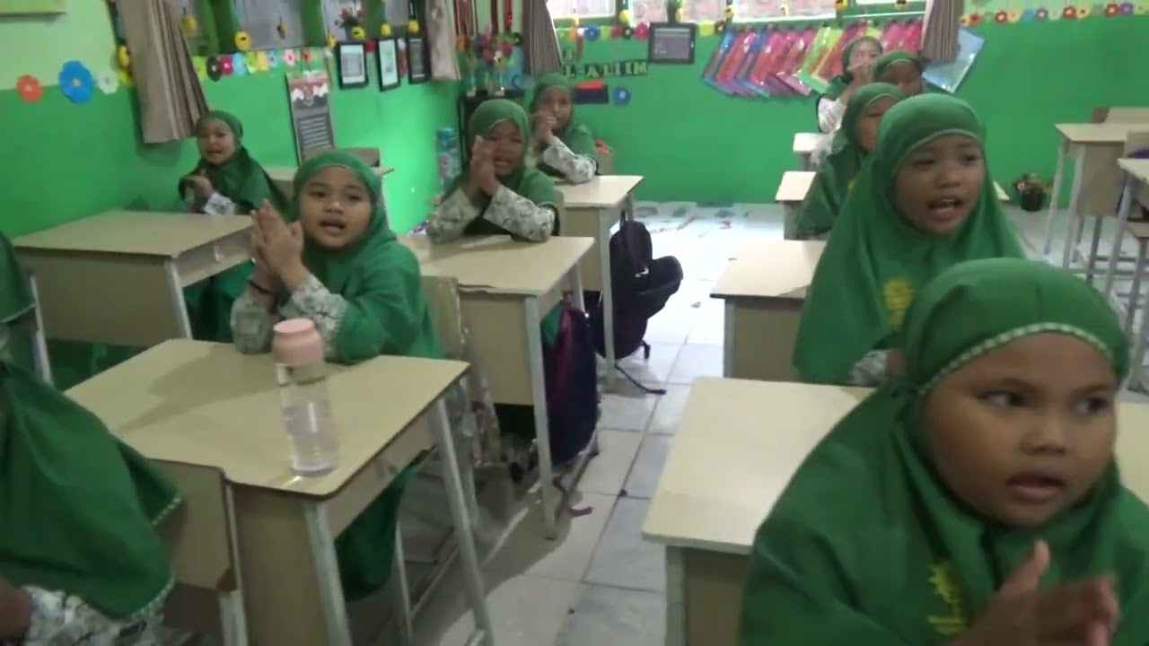 Lomba Kebersihan Kelas dan Pojok Baca Kelas III Al-'Aliim Tahun Ajaran 2023/24