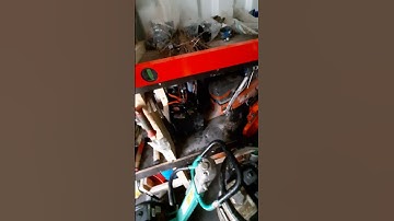 Four-screw locking for level