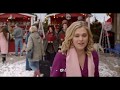 Ellen llega a Snow Falls - Tarjeta de Navidad