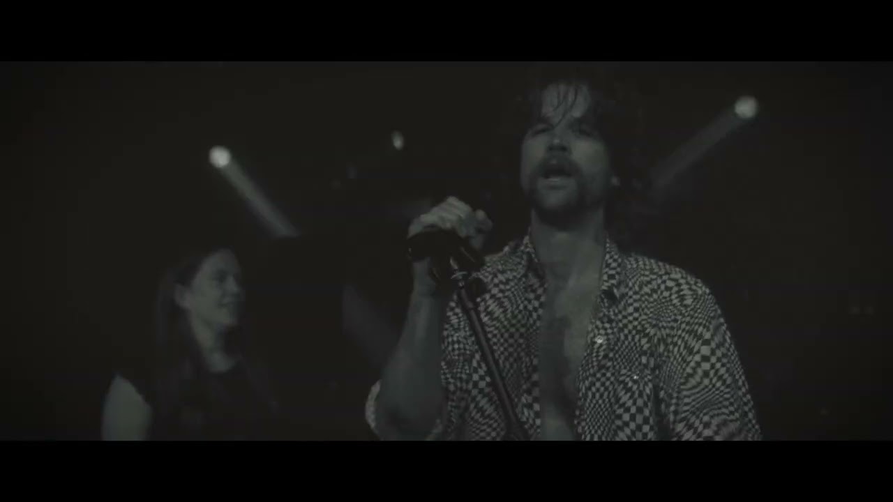 Jeffologist／Under The Lash Of Gravity Gravity® TOURING SERIES - Every Scratch has a Story - YouTube