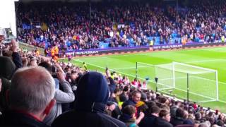 Crystal Palace 1 v  0 Norwich city eddie izzard at half time